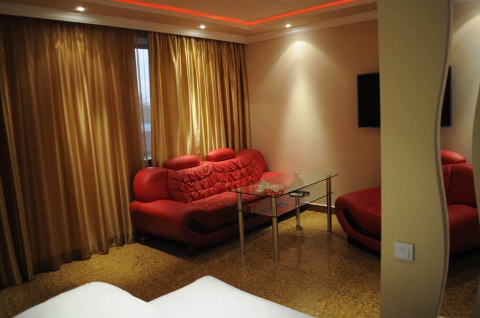 Hotel Apollon Ереван Экстерьер фото